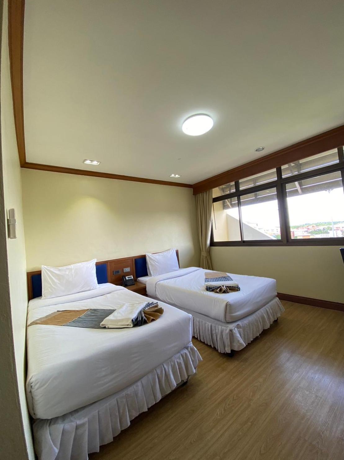 Phuphanplace Hotel Ban Phang Khwang Tai Exteriör bild