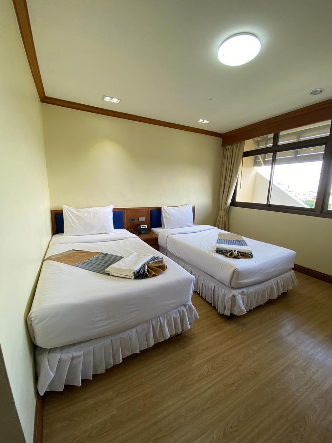 Phuphanplace Hotel Ban Phang Khwang Tai Exteriör bild